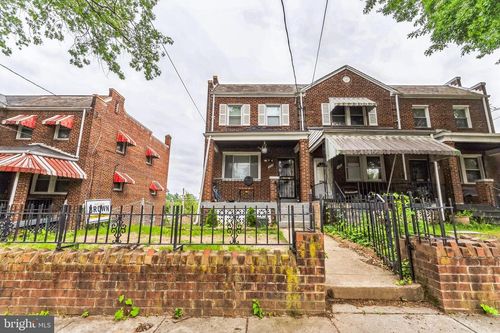 1642 Fort Davis Pl Se, WASHINGTON, DC, 20020-1007 | Card Image