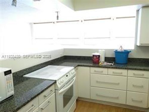 apt-407-701 Three Islands Blvd, Hallandale Beach, FL, 33009-2832 | Card Image