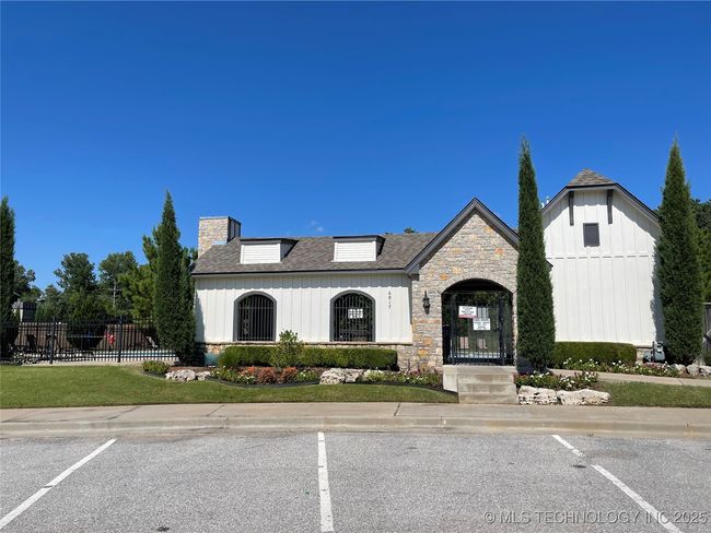 2613 W Van Buren Ct, House other with 4 bedrooms, 2 bathrooms and null parking in Broken Arrow OK | Image 46