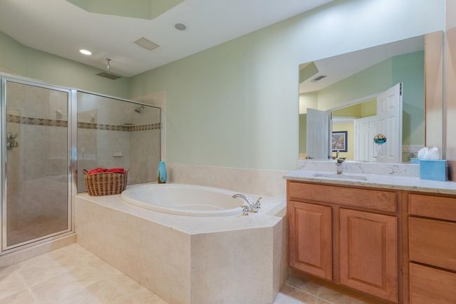UNIT-404 - 6474 Watercrest Way, Condo with 3 bedrooms, 3 bathrooms and null parking in LAKEWOOD RANCH FL | Image 31