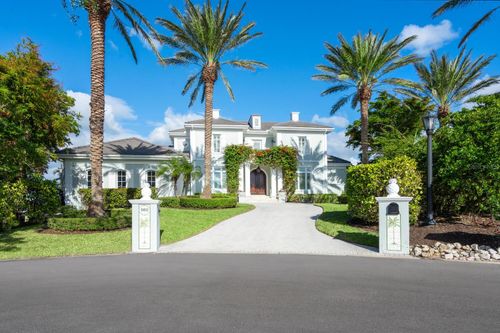 560 Harbor Point Rd, LONGBOAT KEY, FL, 34228-3504 | Card Image
