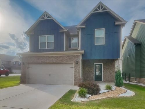 2202 Bridgewater Pass, Hampton, GA, 30228-3601 | Card Image