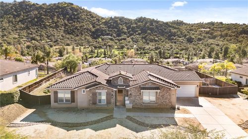 14257 Coeur D Alene Ct, Valley Center, CA, 92082-6669 | Card Image