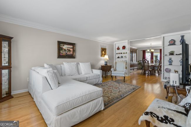 3346 Stonecrest Ct, Condo with 2 bedrooms, 2 bathrooms and null parking in Chamblee GA | Image 4