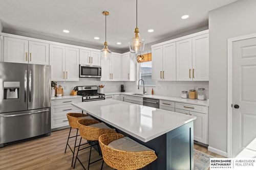 4757 S 194th Ave, Omaha, NE, 68135-3599 | Card Image