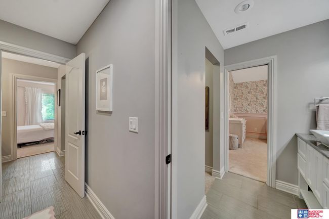 2020 Ridgeline Dr, House other with 5 bedrooms, 4 bathrooms and 3 parking in Lincoln NE | Image 40