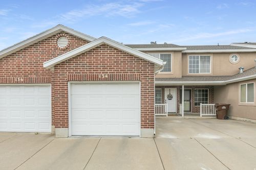 134 W 2525 N, Harrisville, UT, 84414-2122 | Card Image