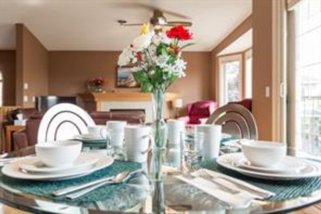 59 - 100 Signature Way Sw, Home with 3 bedrooms, 3 bathrooms and 3 parking in Calgary AB | Image 7