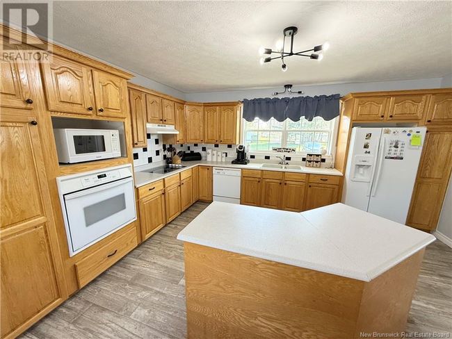 7 Grafton Shore Rd, House other with 4 bedrooms, 2 bathrooms and null parking in Grafton NB | Image 17