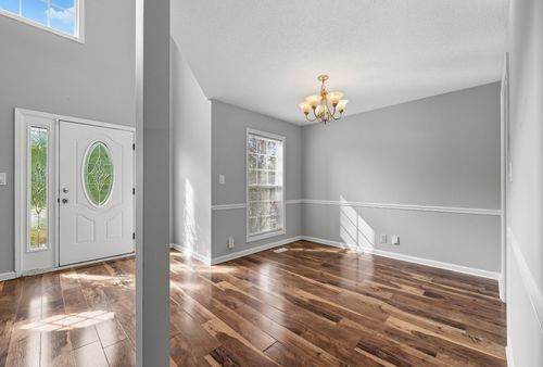 3391 Queensbury Rd, Clarksville, TN, 37042-4640 | Card Image