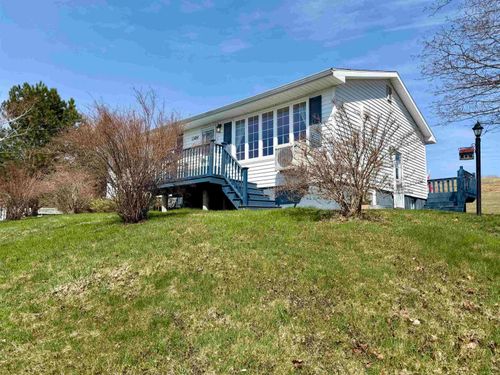 1584 Hillside Boularderie Rd, Hillside Boularderie, NS, B1Y2T8 | Card Image