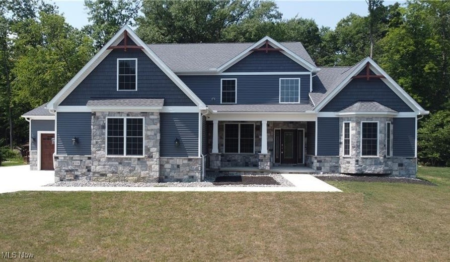 Glen Eagle Dr, Brecksville, OH 44141