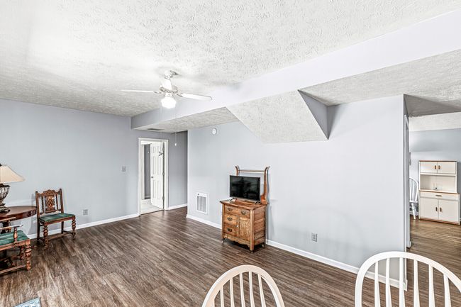 Basement Great Room | Image 38