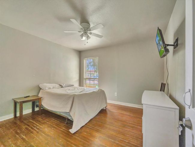 1214 W 6 Th St, House other with 5 bedrooms, 3 bathrooms and 2 parking in Freeport TX | Image 9