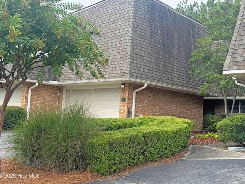114 Wimbledon Dr, Pinehurst, NC, 28374-7624 | Card Image