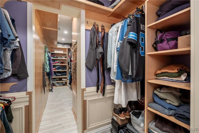 Over-sized walk-in closet | Image 23