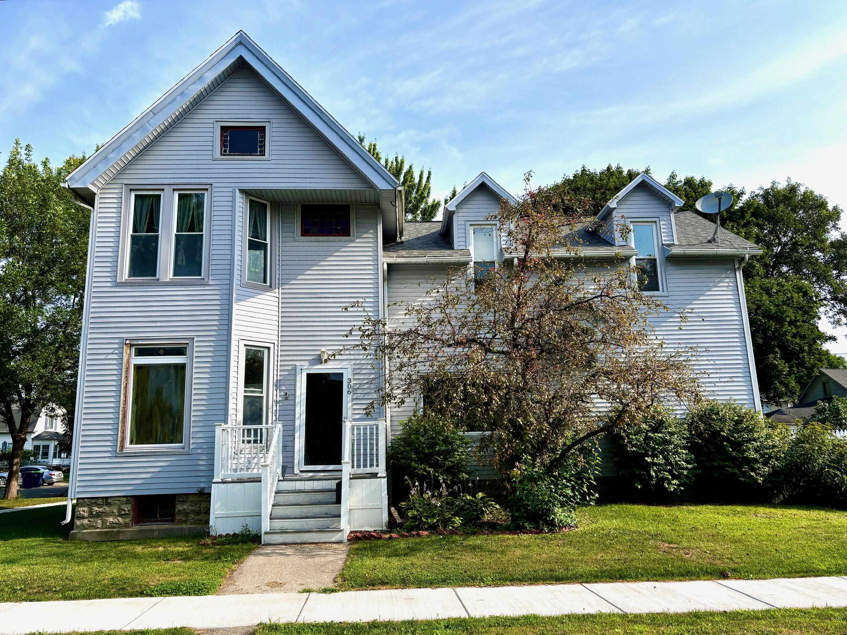 Vermont St, Bay City, MI 48706