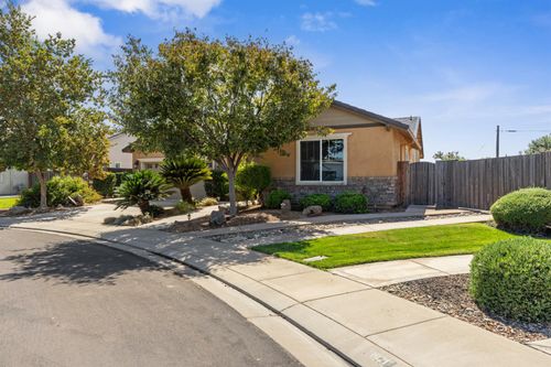 7612 Nannos Court, Hughson, CA, 95326 | Card Image