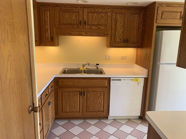 APT-212 - 724 12 Th St, Condo with 2 bedrooms, 2 bathrooms and 1 parking in Wilmette IL | Image 7
