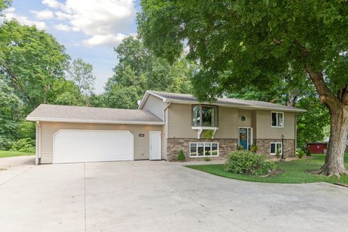 12020 County Road 30, Waconia, MN, 55387-9662 | Card Image