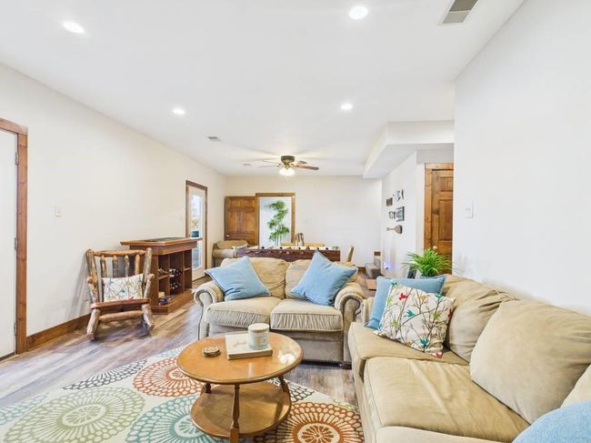 Lower level | Image 52