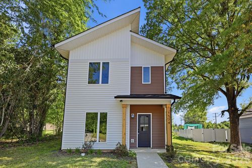 1534 W Horah St, Salisbury, NC, 28144-3926 | Card Image