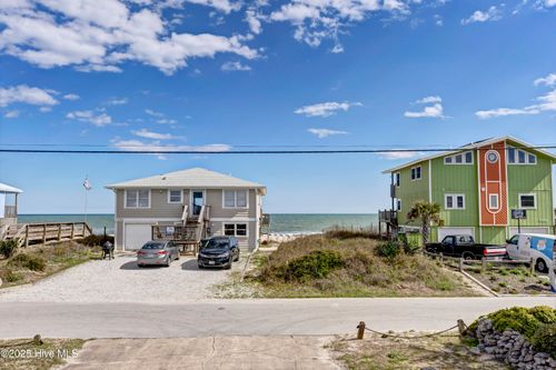1013 N Shore Dr, Surf City, NC, 28445-6657 | Card Image