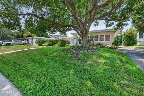 1608 Crescent Ridge Road, DAYTONA BEACH, FL, 32118 | Card Image