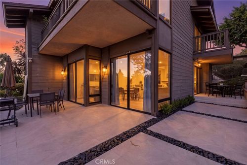 55-11 Palos, Irvine, CA, 92612-2611 | Card Image