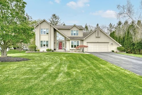 15 Corral Dr, Penfield, NY, 14526-9781 | Card Image