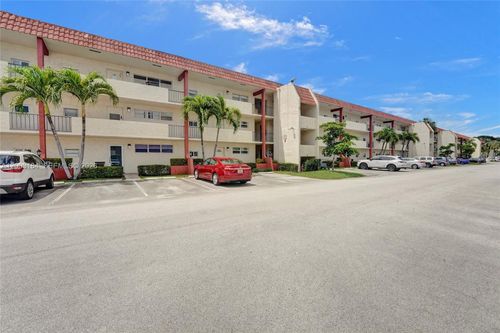 207-811 S Hollybrook Dr, Pembroke Pines, FL, 33025-4034 | Card Image
