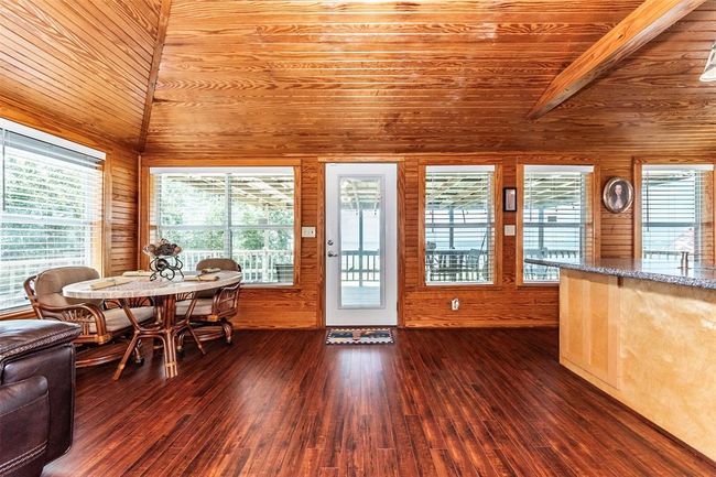 Tons of natural light and windows to take in the view | Image 10