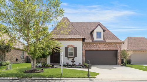 108 Autumnbrook Dr, Broussard, LA, 70518-7764 | Card Image