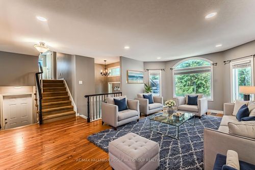 239 Simcoe St, Stayner, ON, L0M1S0 | Card Image