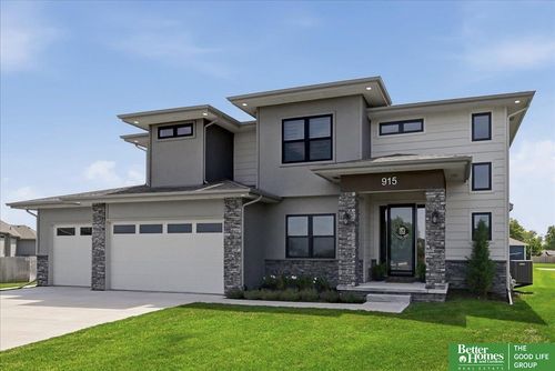 915 Elm Cir, Springfield, NE, 68059-5744 | Card Image