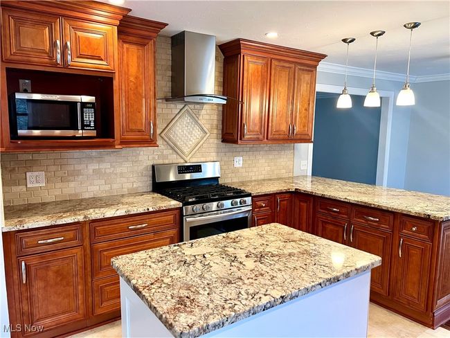 2118 W Royalton Rd, House other with 4 bedrooms, 3 bathrooms and null parking in Broadview Heights OH | Image 15