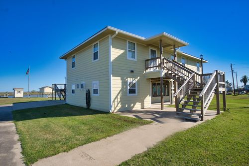 1709 County Road 441d, Brazoria, TX, 77422-7841 | Card Image