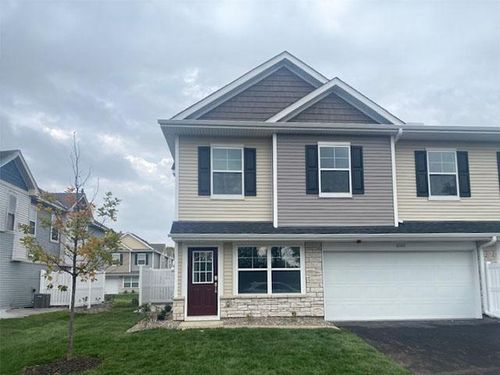 3022 Willow St, Little Canada, MN, 55117-5555 | Card Image