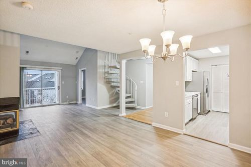 apt-14-12901 Churchill Ridge Cir, GERMANTOWN, MD, 20874-3890 | Card Image