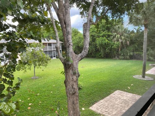 61 Hastings D, West Palm Beach, FL, 33417-1206 | Card Image