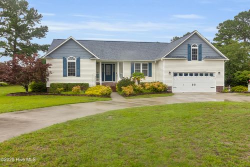 901 Caracara Dr, New Bern, NC, 28560-7156 | Card Image