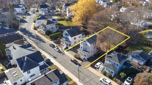 apt-2-13 Giles Ave, Beverly, MA, 01915-2864 | Card Image