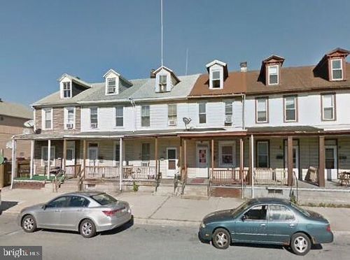 617 S Front St, STEELTON, PA, 17113-2914 | Card Image