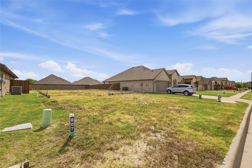807 Moseley Lane, Greenville, TX, 75402 | Card Image