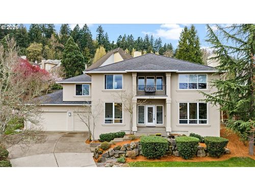 2305 Stonehurst Ct, Lake Oswego, OR, 97034-5099 | Card Image