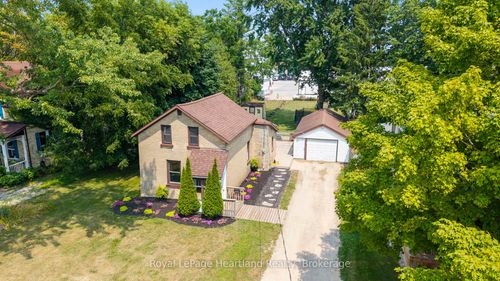 67 Robertson St, Harriston, ON, N0G1Z0 | Card Image