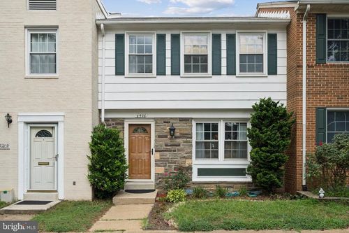 8406 Thompson Rd, ANNANDALE, VA, 22003-1142 | Card Image