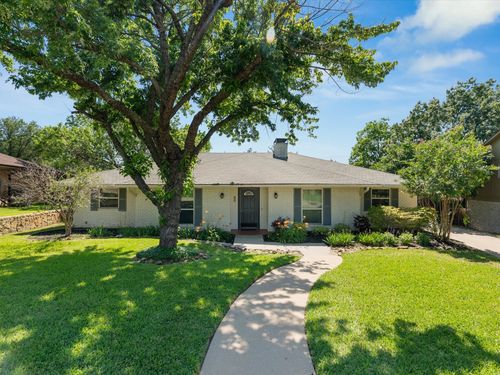 1104 Sunset Dr, Trophy Club, TX, 76262-5444 | Card Image