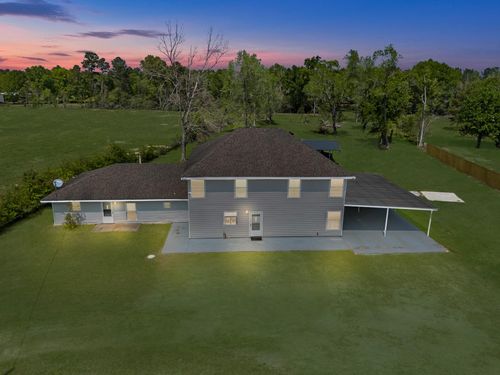 16511 Edgefield Ln, Conroe, TX, 77302-5372 | Card Image