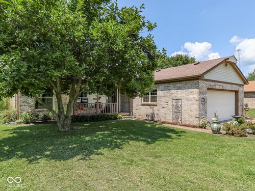 360 County Line Rd, Morgantown, IN, 46160-9759 | Card Image
